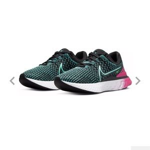 Nike Women's React Infinity 3 Running Shoe